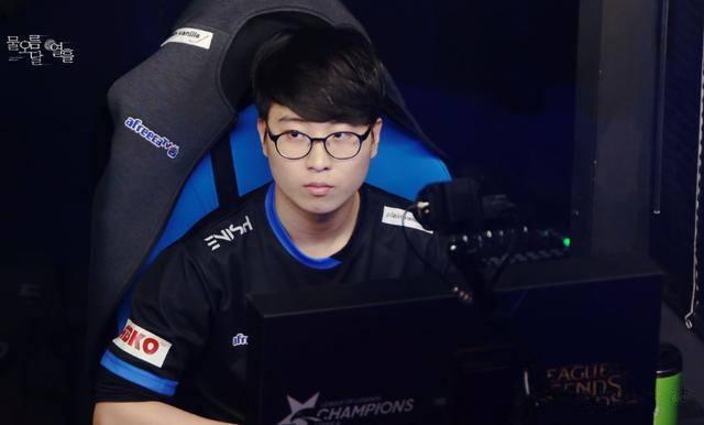 善的场地设 善的场地设