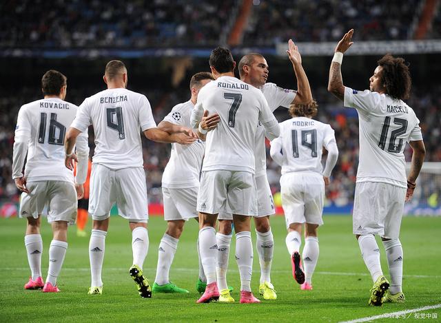 在商业体育 在商业体育