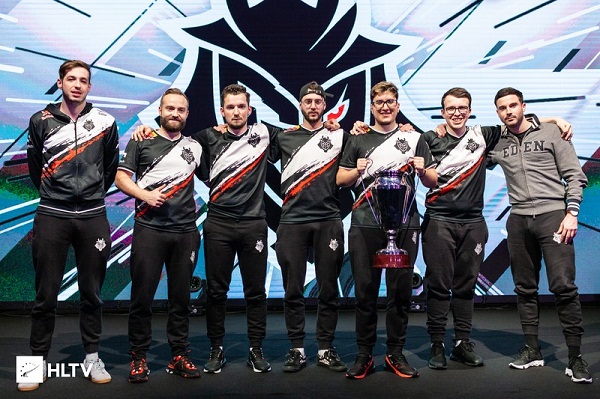 与角色关系 与角色关系